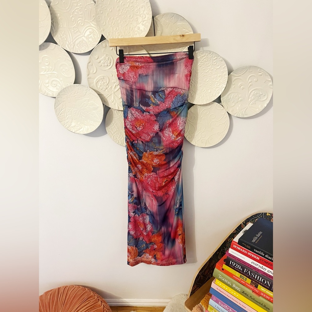 XS NWT Anthropologie Ruched Strapless Dress - Picture 4 of 6